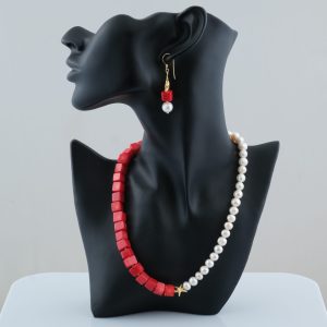 Set din coral cu perle