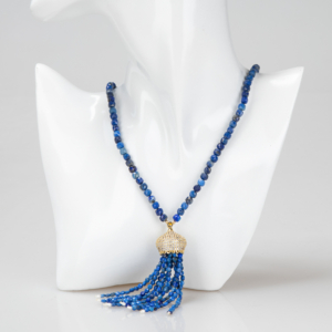 Colier lung de lapis lazuli cu ciucure