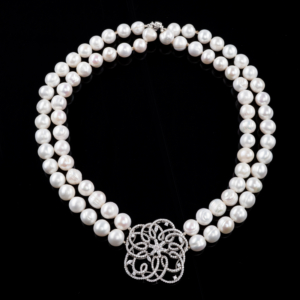 Colier dublu de perle cu accesoriu central - imagine 3