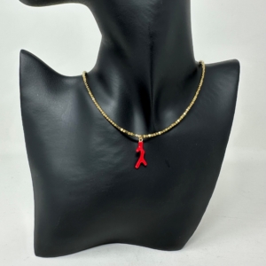 Colier de hematit auriu cu charm coral