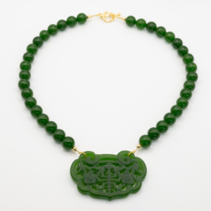 Colier de jad verde cu accesoriu central - imagine 3